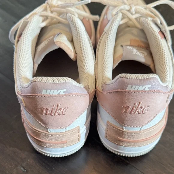 Nike Women’s Air Force 1 White with Light Pink Trim Sneakers - Picture 4 of 6